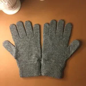 Ross & Snow 100% Cashmere Knit – Handmade in Italy Ross & Snow | Accessories | 0 Cashmere Gloves New | Poshmark main image 2